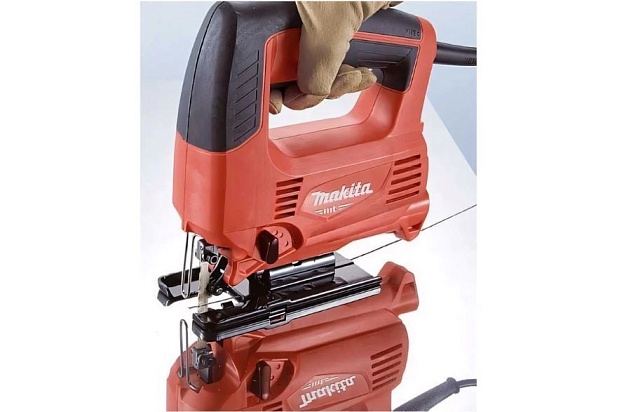 Сетевой лобзик Makita M4301 Маятниковый ход