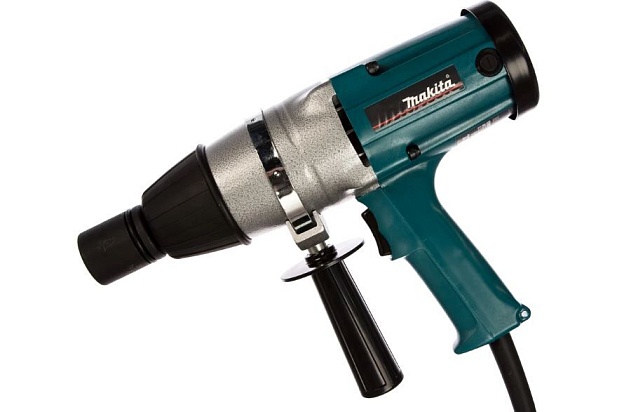Гайковерт сетевой ударный Makita 6906 588 Нм